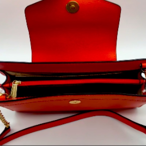 Michael Kors Red Cross Body with gold chains for the strap - Picture 6 of 7